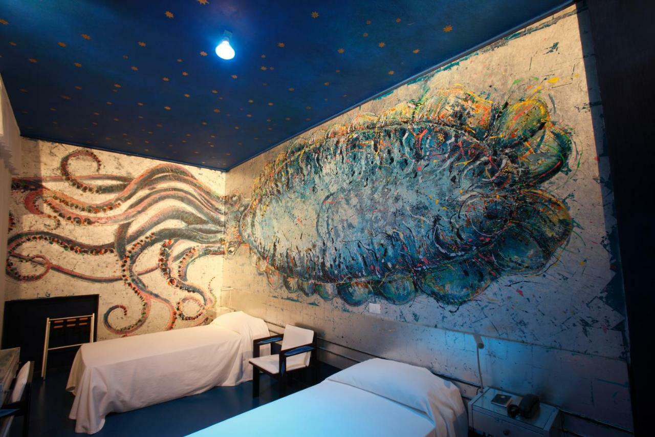 Hotel Alexander Museum Palace เปซาโร ภายนอก รูปภาพ